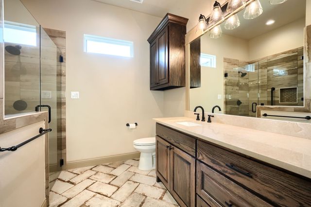 2047 Cedar Drive, Quinlan, TX 75474