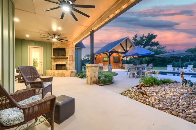 2047 Cedar Drive, Quinlan, TX 75474
