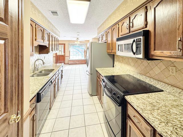 1475 KILLDEER CV, Memphis, TN 38016