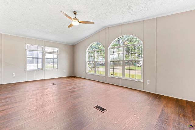 127 Marlin Terrace, Byron, GA 31008