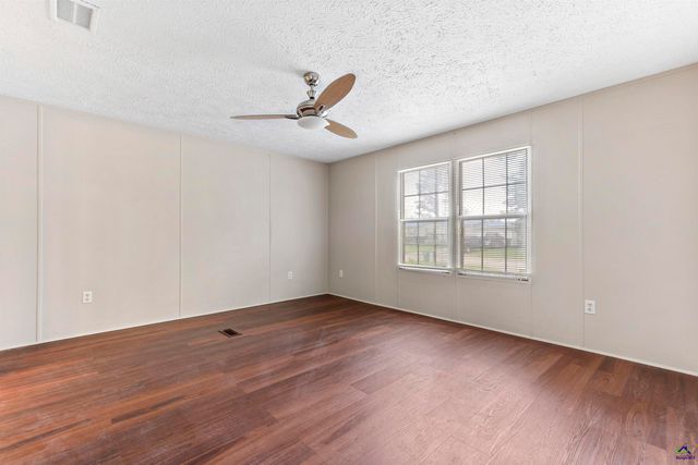 127 Marlin Terrace, Byron, GA 31008