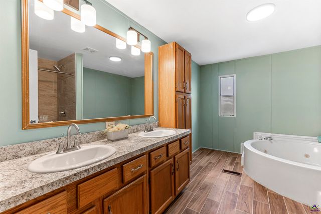 127 Marlin Terrace, Byron, GA 31008