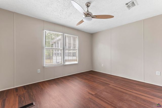 127 Marlin Terrace, Byron, GA 31008