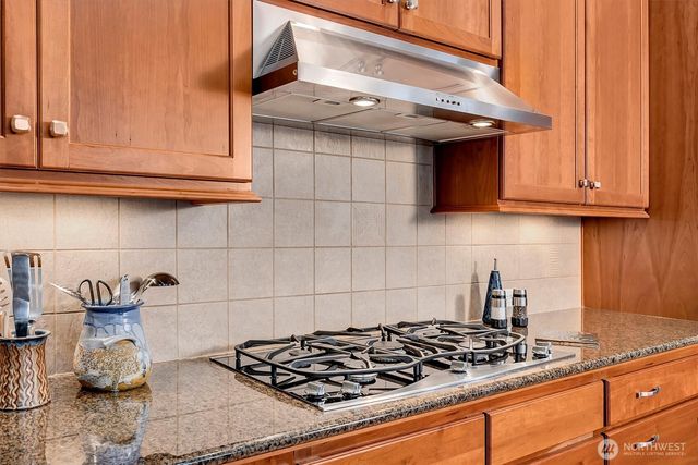 23958 NE 127th Street, Redmond, WA 98053