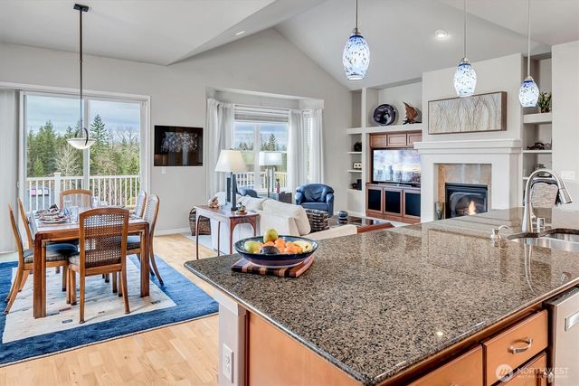 23958 NE 127th Street, Redmond, WA 98053