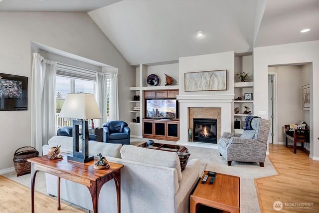 23958 NE 127th Street, Redmond, WA 98053