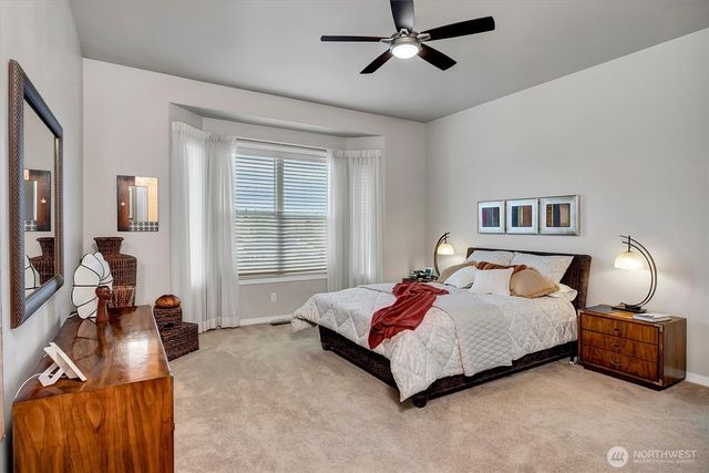 23958 NE 127th Street, Redmond, WA 98053