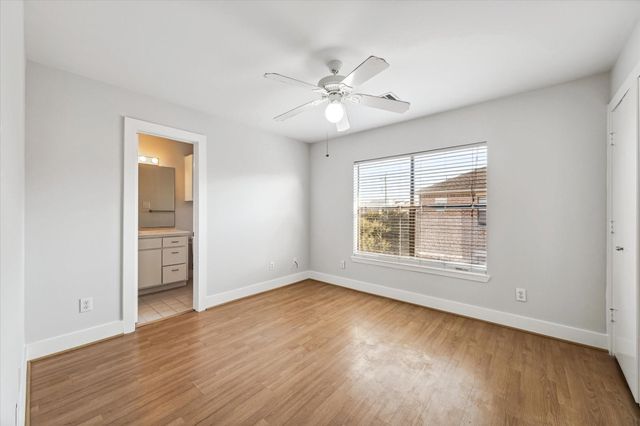 9710 Riddlewood Lane, Houston, TX 77025