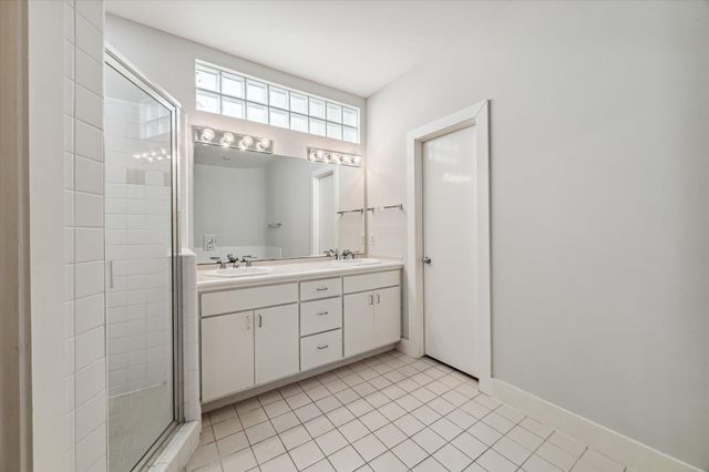 9710 Riddlewood Lane, Houston, TX 77025