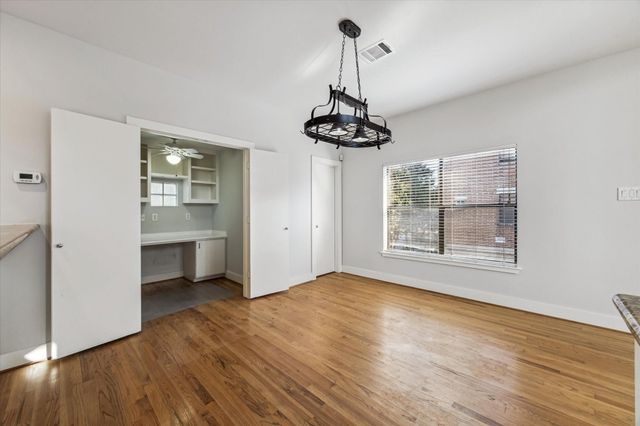 9710 Riddlewood Lane, Houston, TX 77025