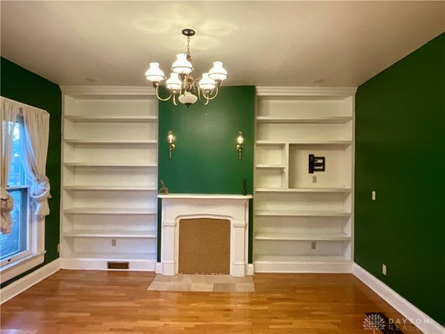 355 PARK Drive, Dayton, OH 45410