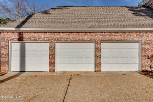 401 Kingsbridge Road, Madison, MS 39110