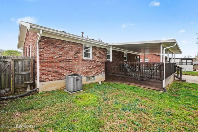 11810 Poplarwood Dr, Louisville, KY 40272