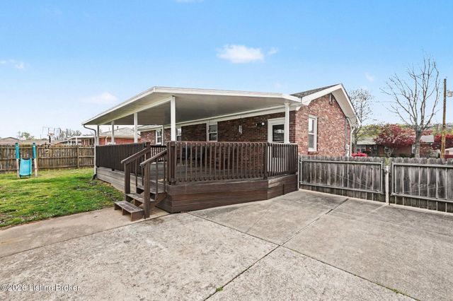 11810 Poplarwood Dr, Louisville, KY 40272