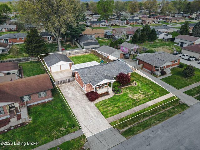 11810 Poplarwood Dr, Louisville, KY 40272