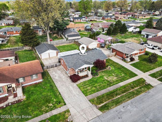 11810 Poplarwood Dr, Louisville, KY 40272