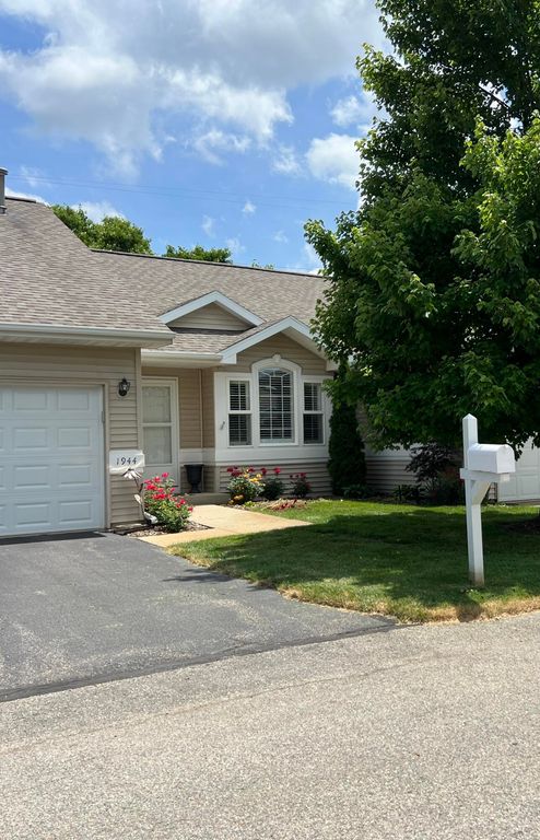 1944 Quail Cove Drive, Oshtemo Twp, MI 49009