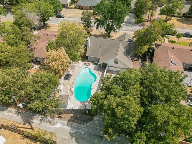 742 Austrian Road, Grand Prairie, TX 75050