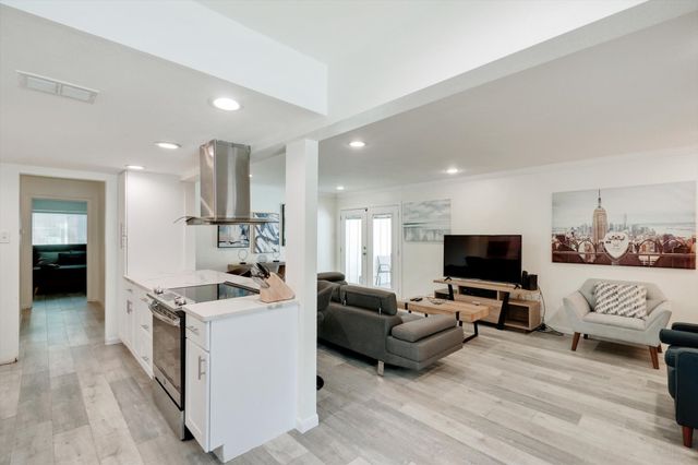 742 Austrian Road, Grand Prairie, TX 75050