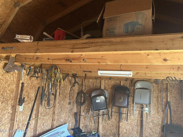 121 Old Progress Road, Moselle, MS 39459