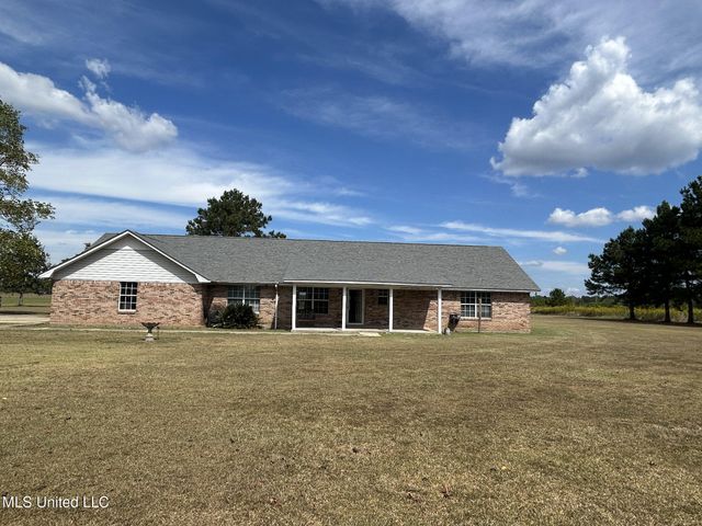 121 Old Progress Road, Moselle, MS 39459