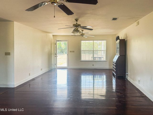 121 Old Progress Road, Moselle, MS 39459