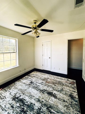 121 Old Progress Road, Moselle, MS 39459