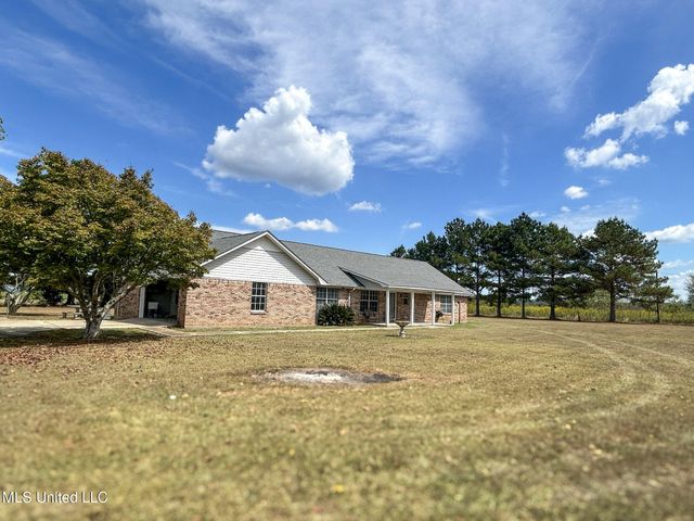 121 Old Progress Road, Moselle, MS 39459