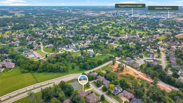 5104 S Sloan Circle, Rogers, AR 72758