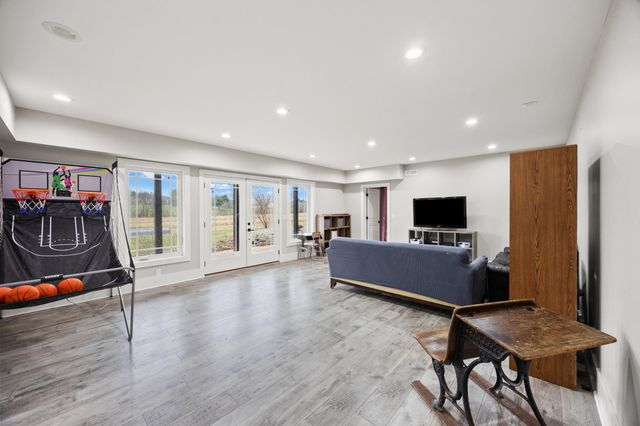 251 Holt Lane, Frankfort, KY 40601