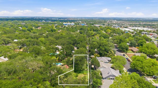 9505 Woodshire DR, Austin, TX 78748