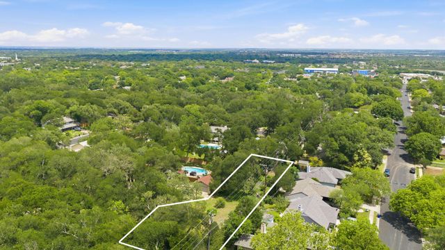 9505 Woodshire DR, Austin, TX 78748