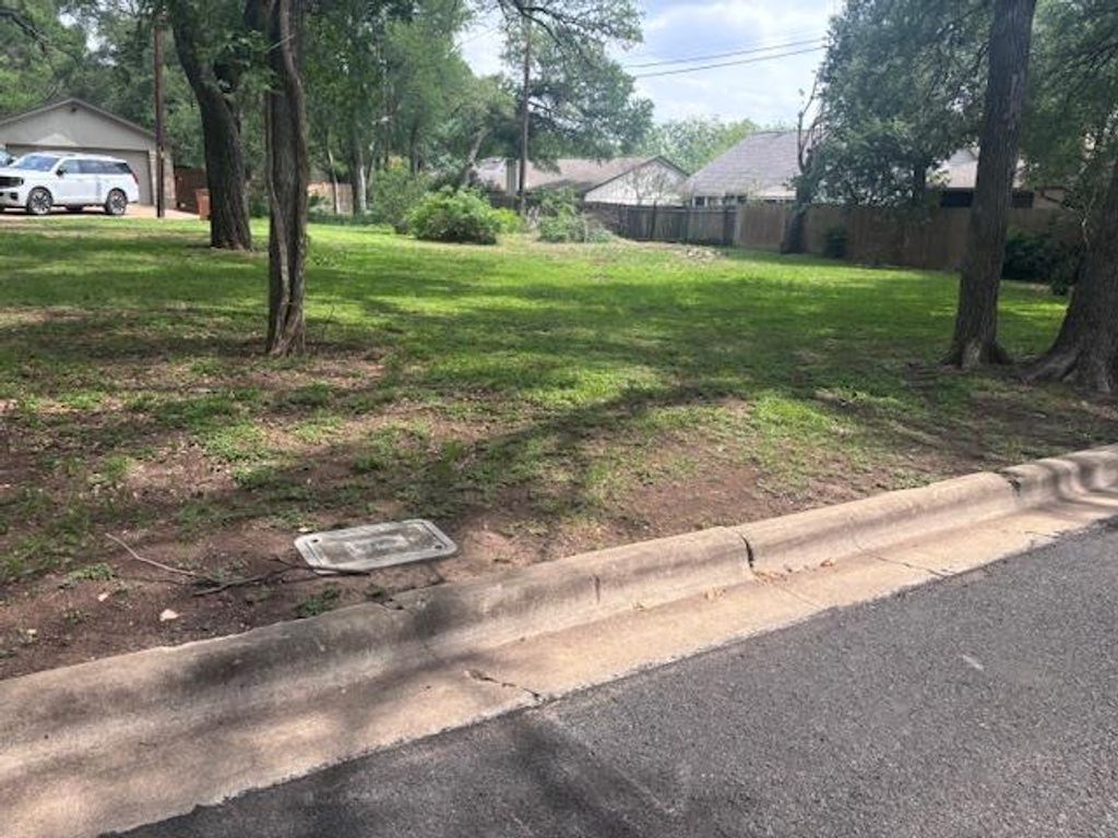 9505 Woodshire DR, Austin, TX 78748