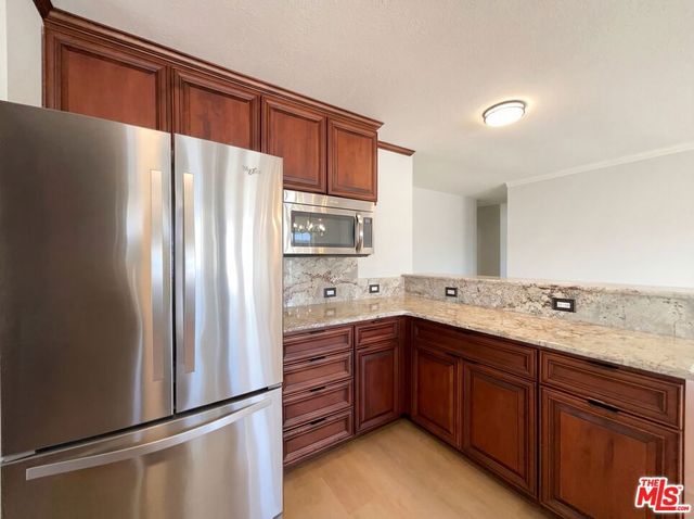 26842 Palacete Drive, Valencia, CA 91354