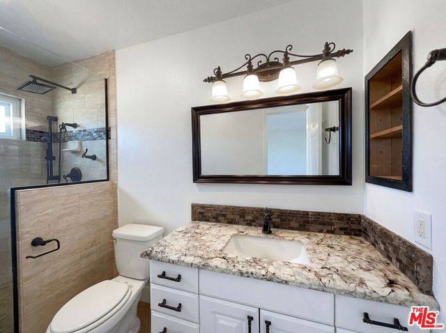 26842 Palacete Drive, Valencia, CA 91354