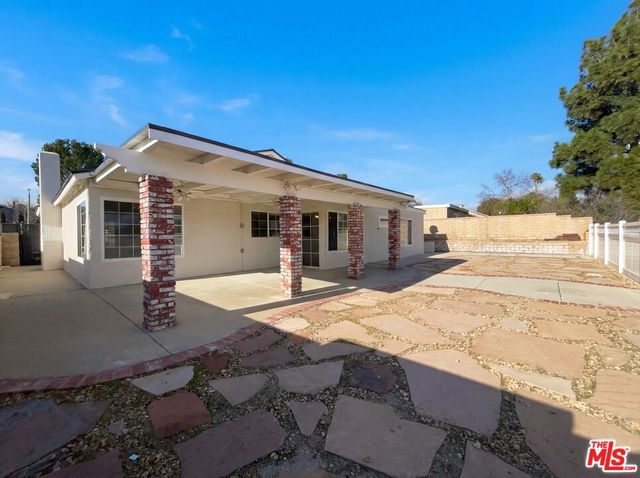 26842 Palacete Drive, Valencia, CA 91354