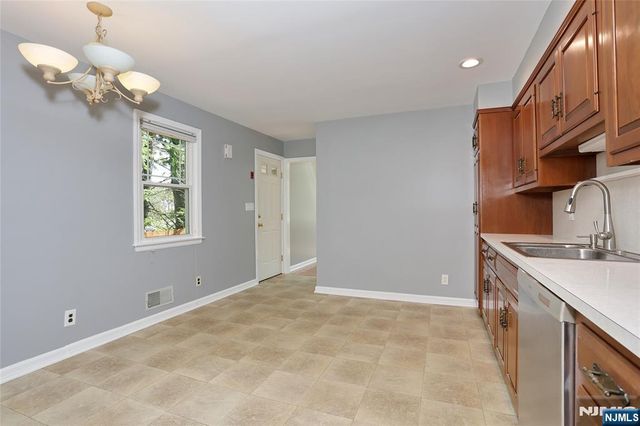 28-19 Warren Road, Fair Lawn, NJ 07410