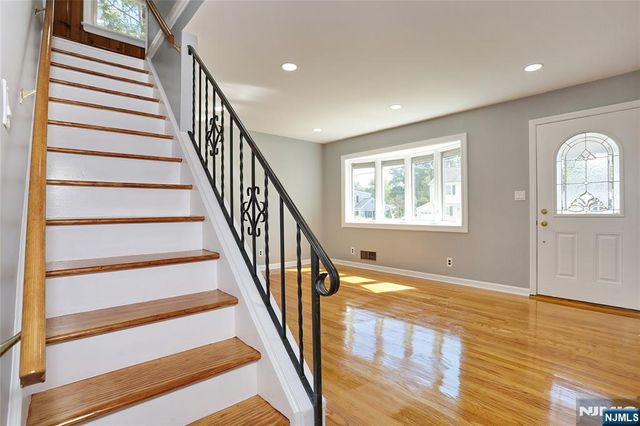28-19 Warren Road, Fair Lawn, NJ 07410