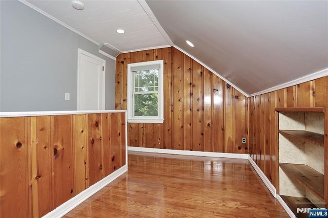 28-19 Warren Road, Fair Lawn, NJ 07410