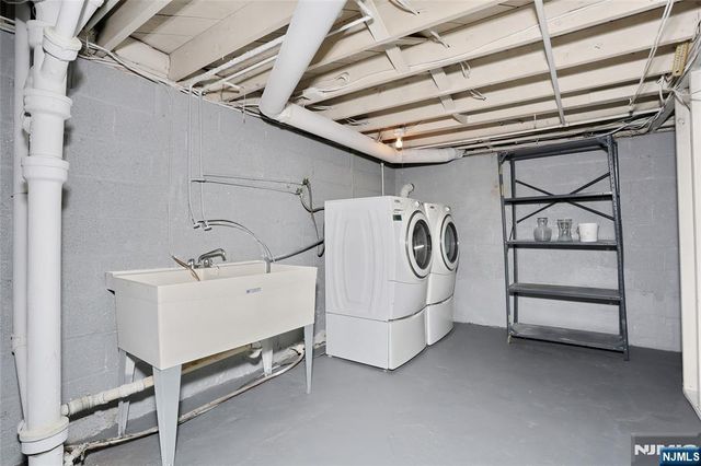 28-19 Warren Road, Fair Lawn, NJ 07410