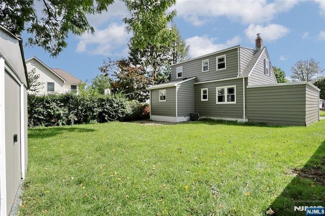 28-19 Warren Road, Fair Lawn, NJ 07410