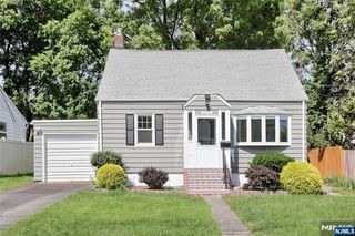 28-19 Warren Road, Fair Lawn, NJ 07410