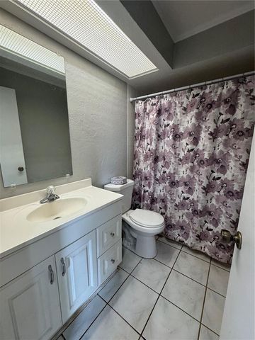 4 NEW NORTH COURT, Beverly Hills, FL 34465