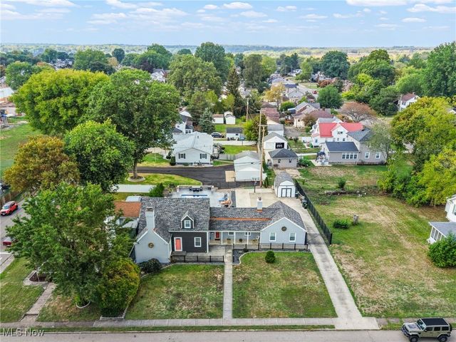 1309 11th Street NE, Massillon, OH 44646