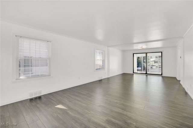 1309 11th Street NE, Massillon, OH 44646