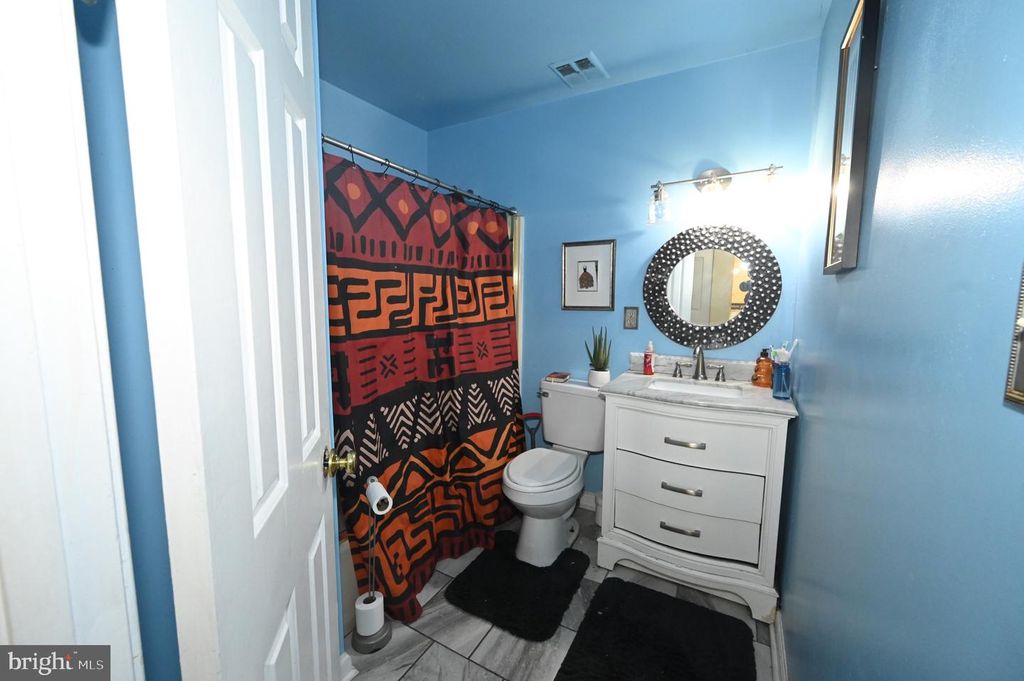 Image 11 of property listing at 1416 2ND ST, Lanham, MD 20706