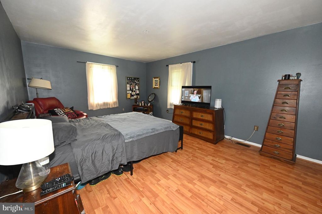 Image 12 of property listing at 1416 2ND ST, Lanham, MD 20706