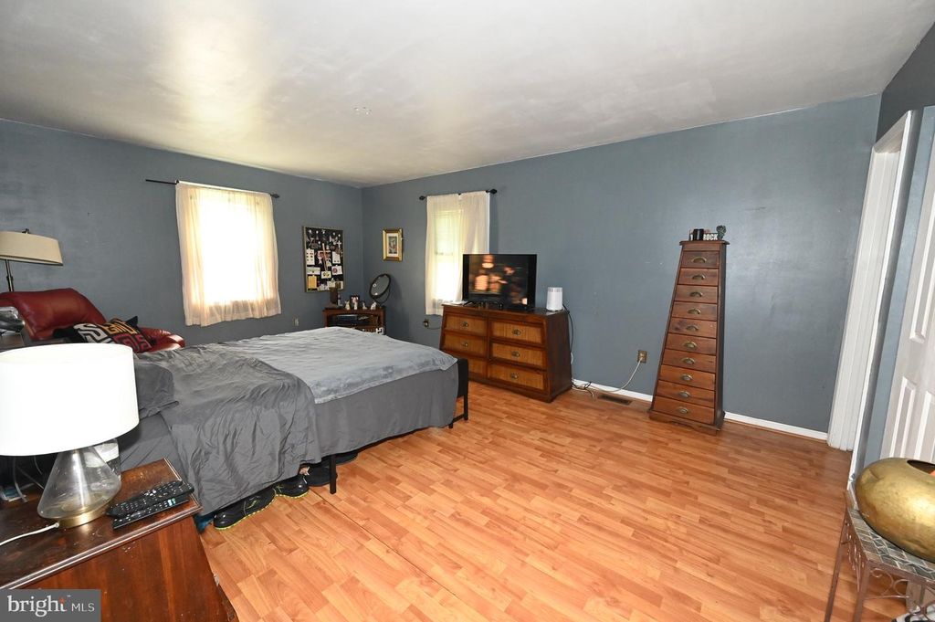 Image 13 of property listing at 1416 2ND ST, Lanham, MD 20706