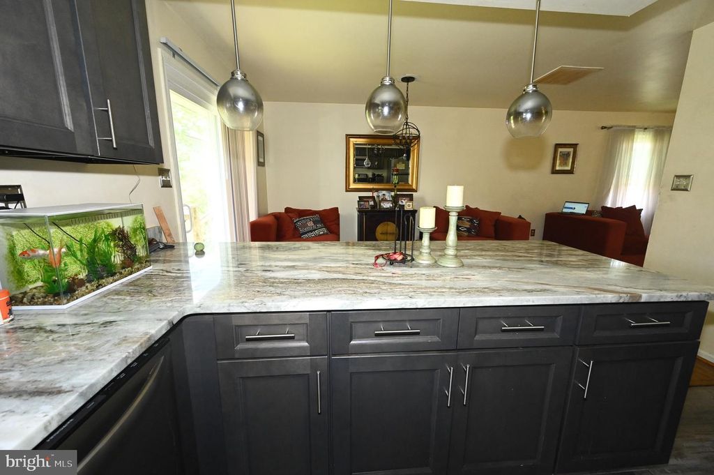 Image 8 of property listing at 1416 2ND ST, Lanham, MD 20706