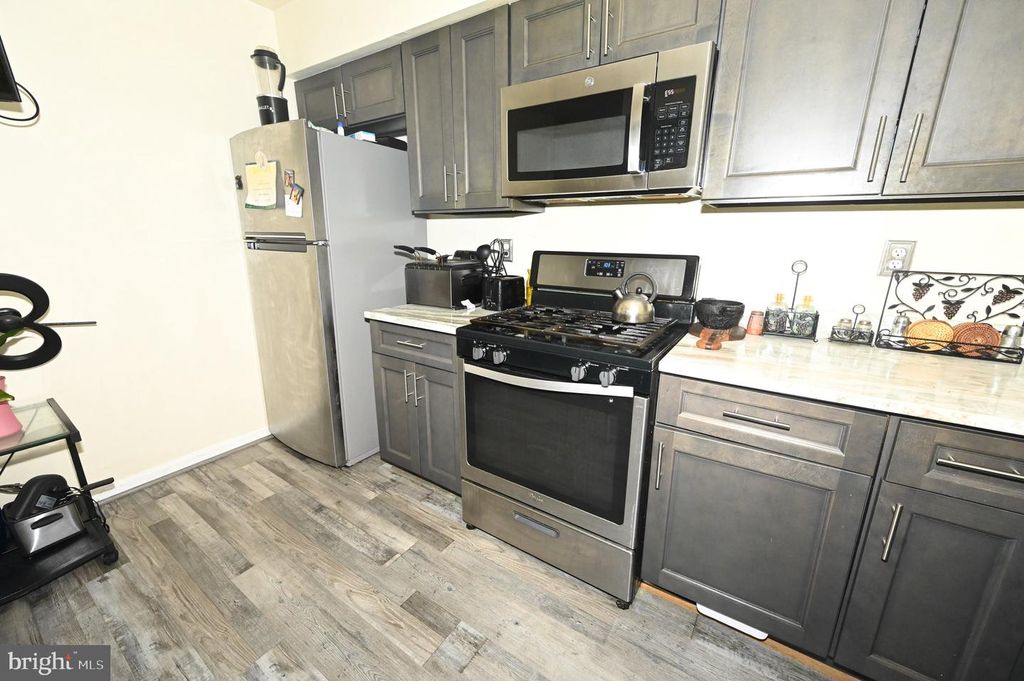 Image 9 of property listing at 1416 2ND ST, Lanham, MD 20706